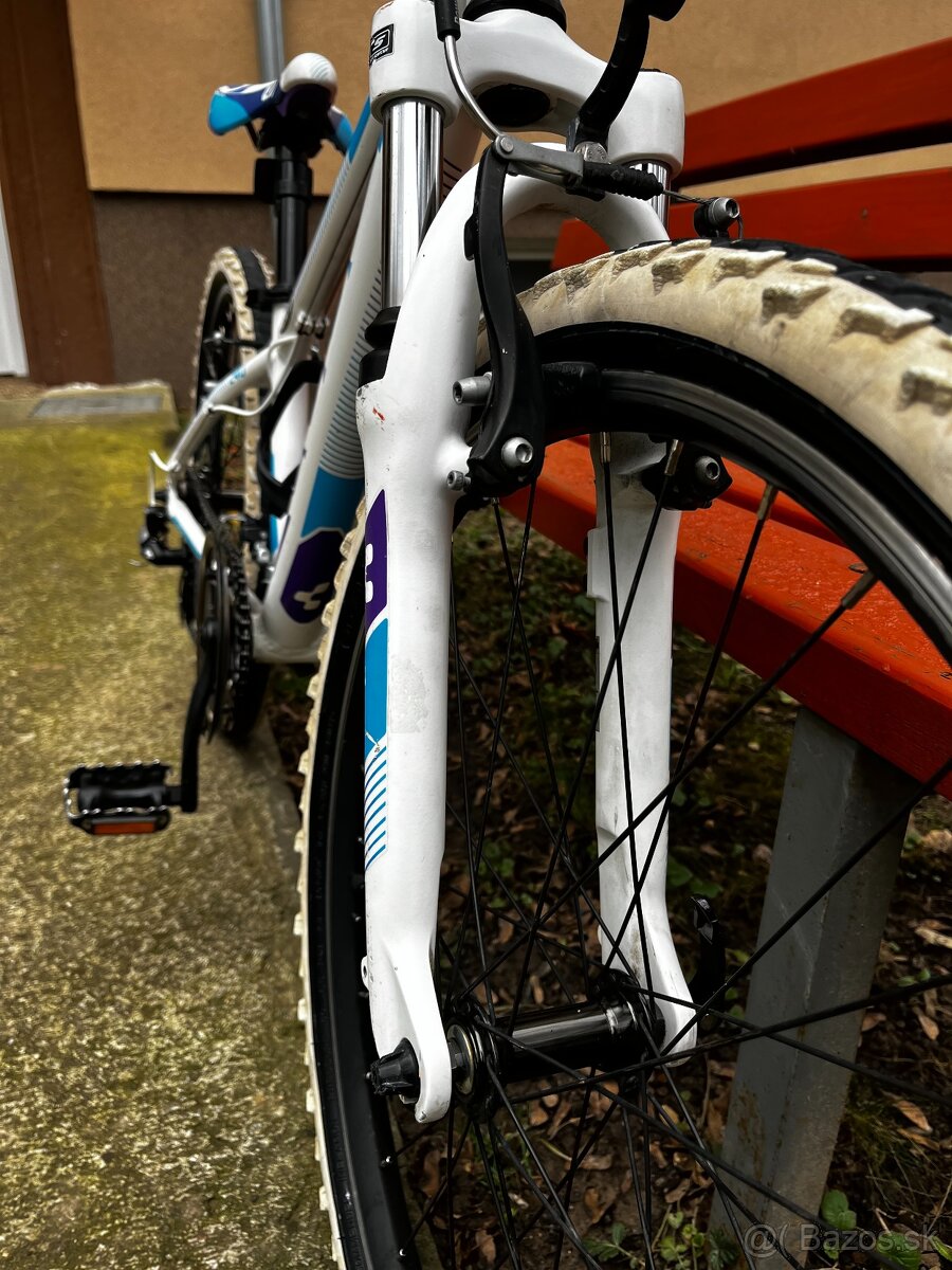 dievčenský bicykel CUBE 24" - 7