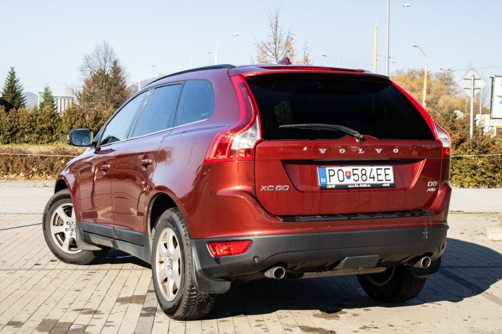 Volvo XC60 2.4D Momentum, 120kW (2011) - 7