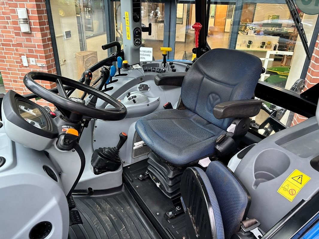 Traktor New Holland T5.105 + Čeln nakladač - 7