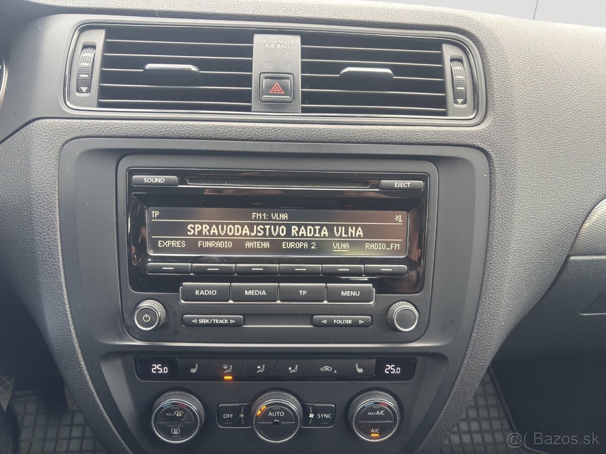 VW Jetta 1.2Tsi Comfortline - 7