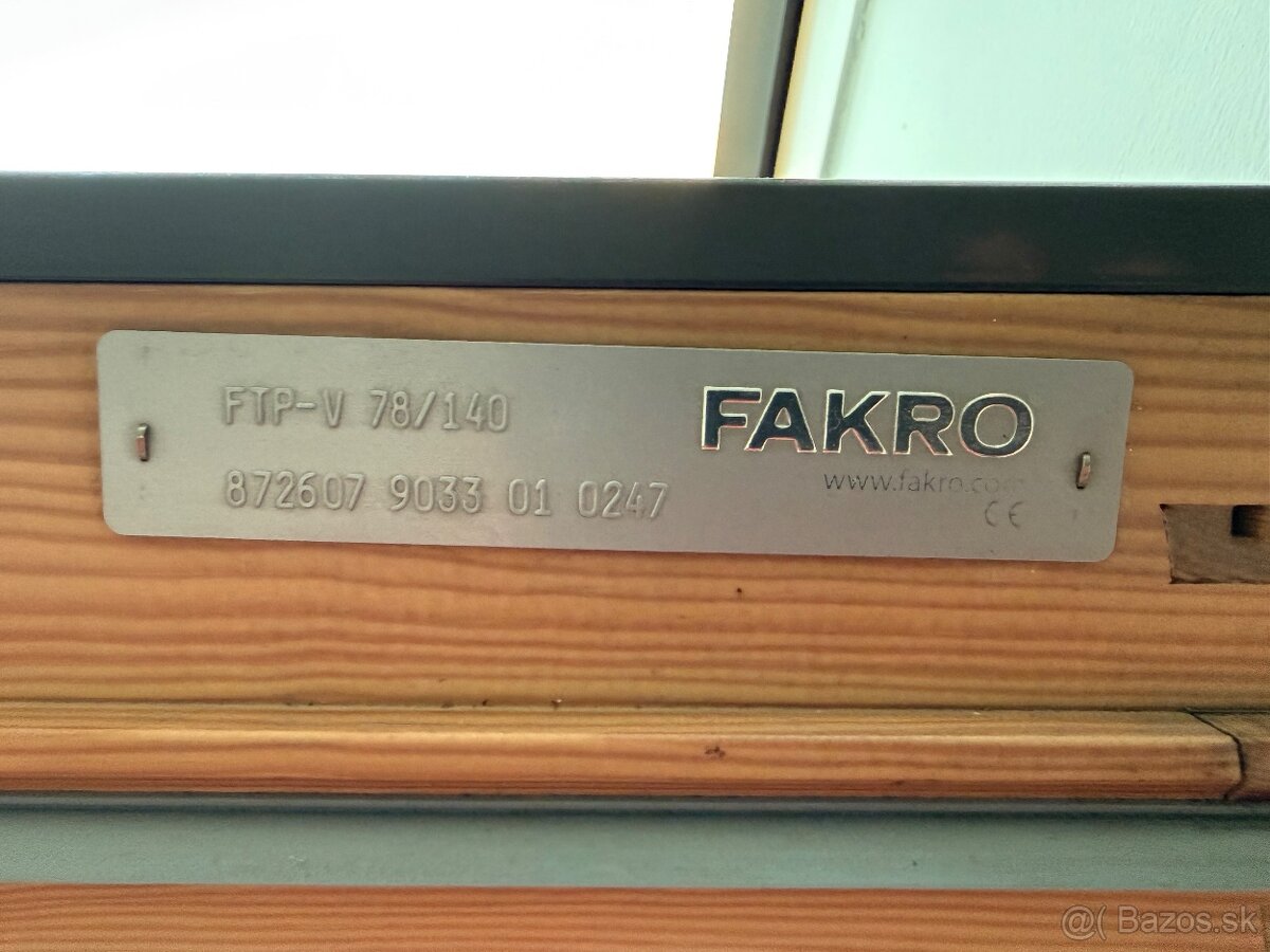 Predam stresne okna FAKRO 7ks - 7