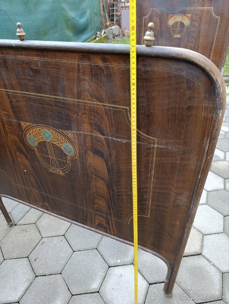 Kovová starožitna posteľ - 7