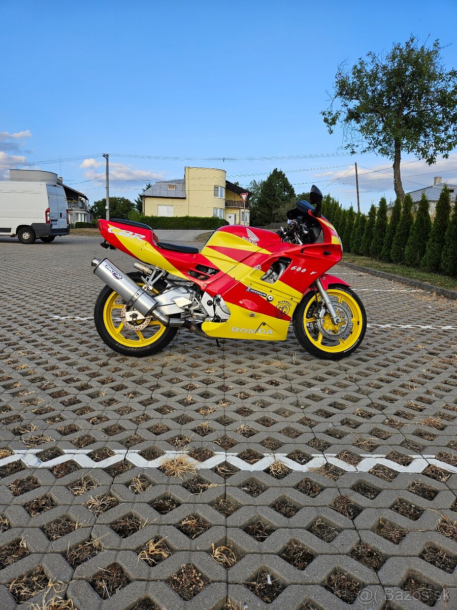 Honda cbr 600f - 7