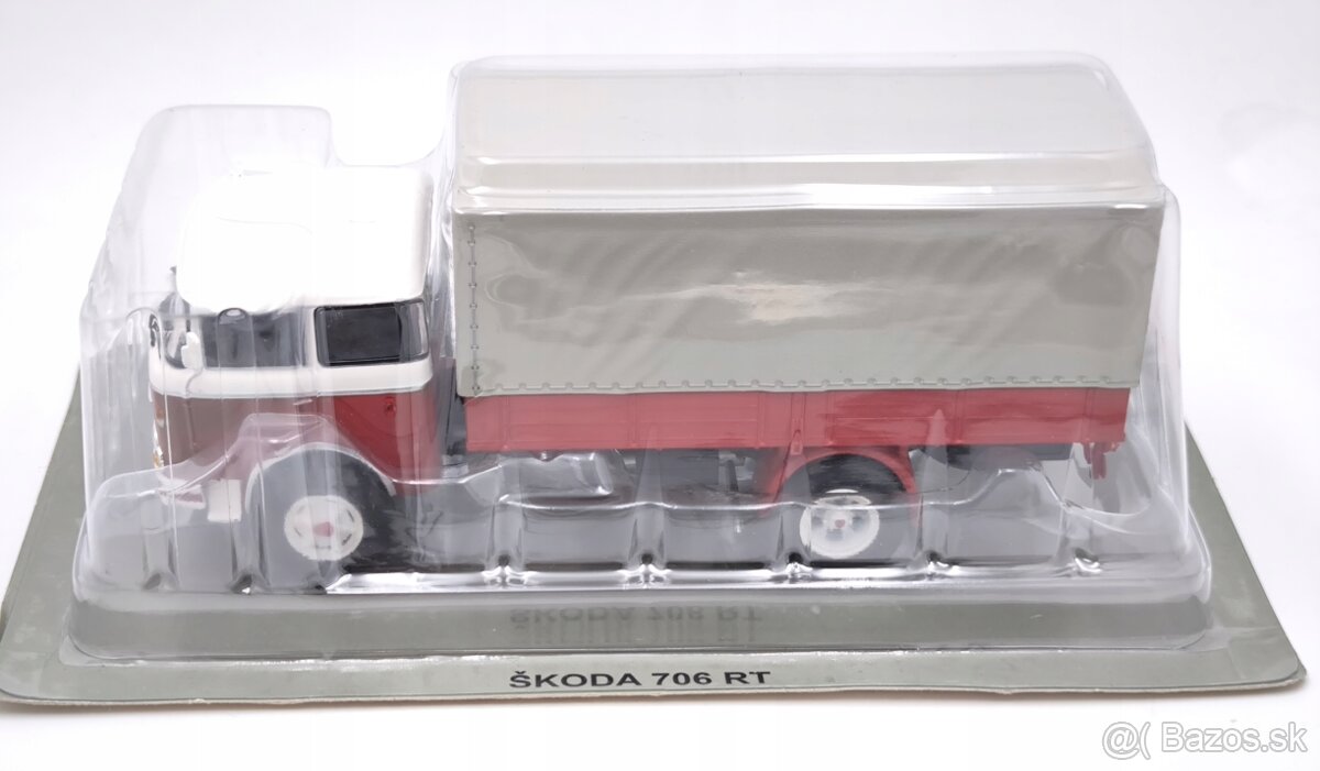 Škoda 706 RT 1:43 - 7