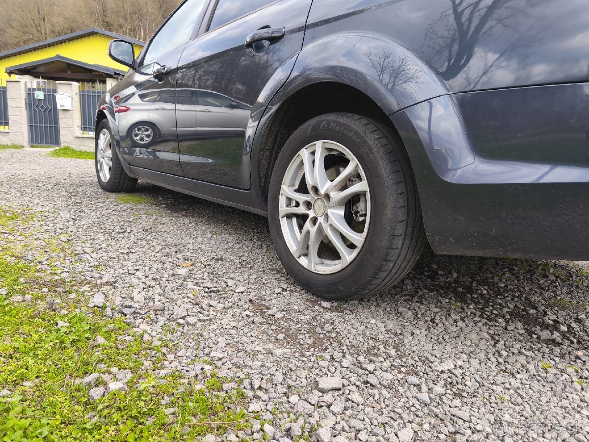 Ford FOCUS 1.8 TDCi combi - 7