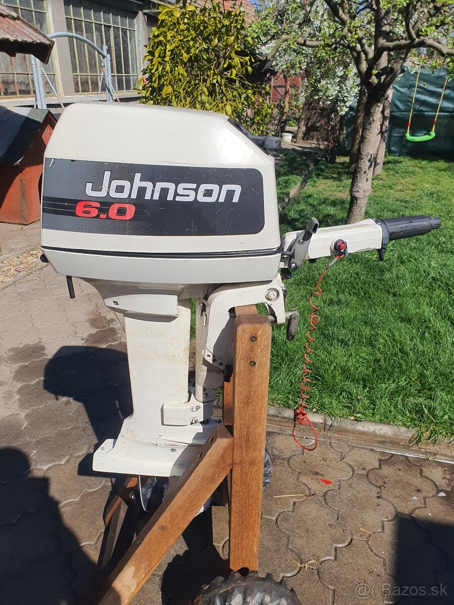 Lodny motor Johnson 6 HP - 7