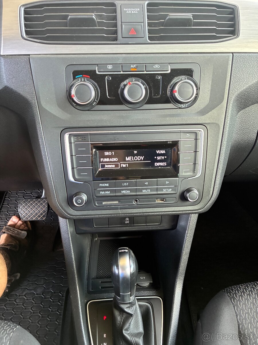 Volkswagen Caddy 2.0 TDI DSG - 7