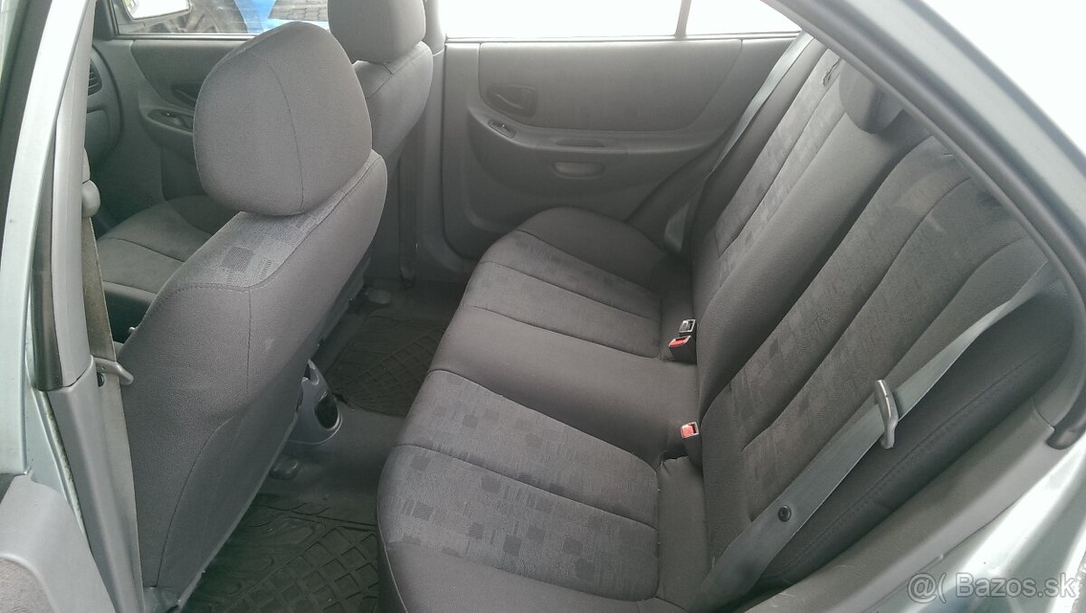 Hyundai Accent - 7