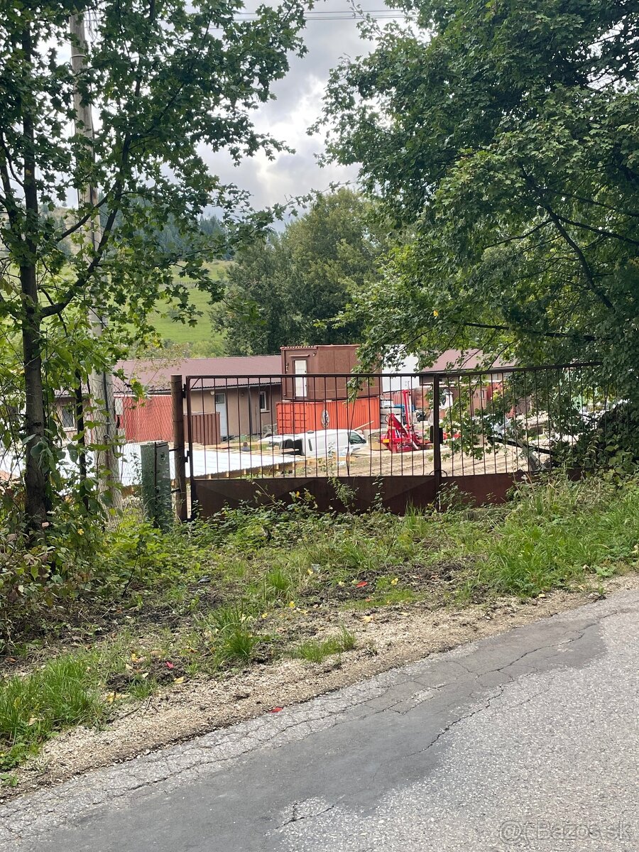 Prenájom garáže v Zádubní - 7