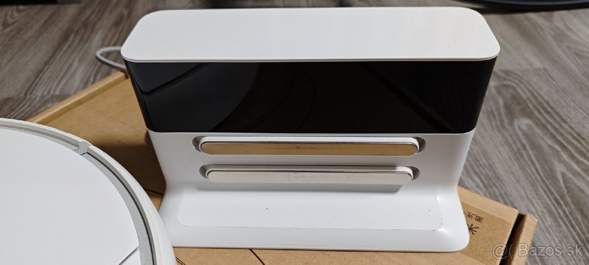 Roboticky vysavac Xiaomi ako novy - 7