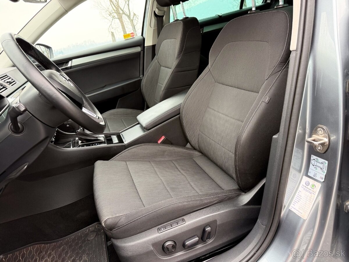 Škoda Superb Combi 1.6 TDI Ambition DSG - 7