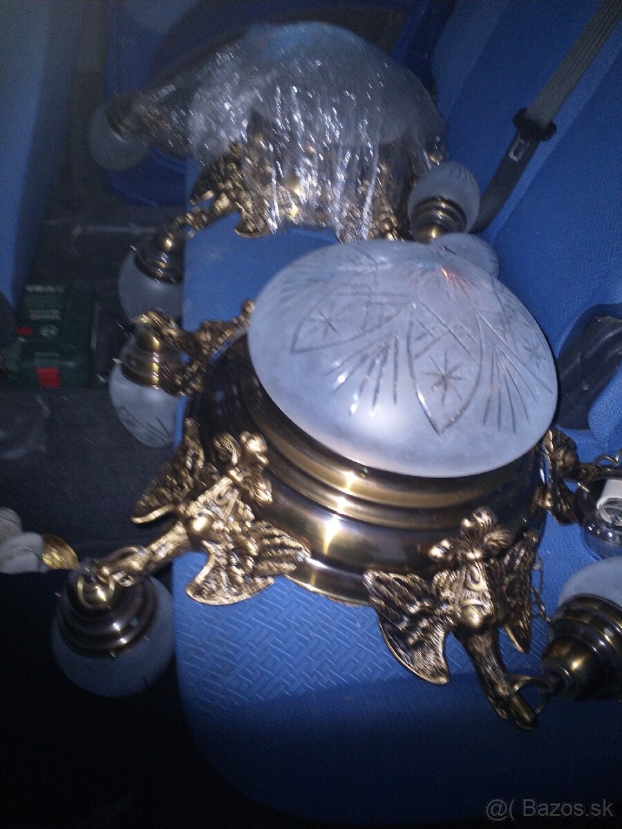 Luster a nástenné svetla - 7