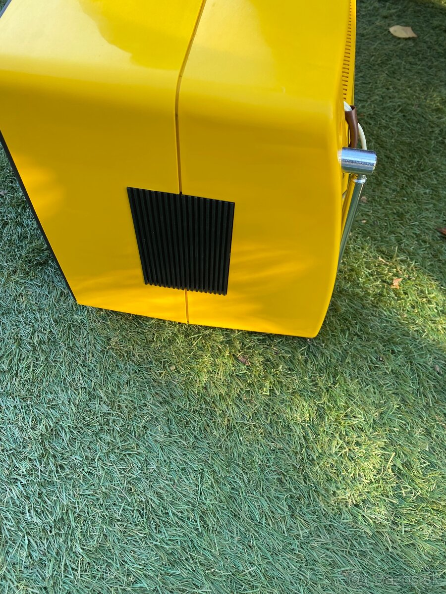 Retro TV Tesla Merkur - 7
