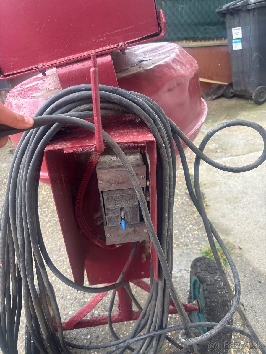 Miešačka na beton 380v - 7