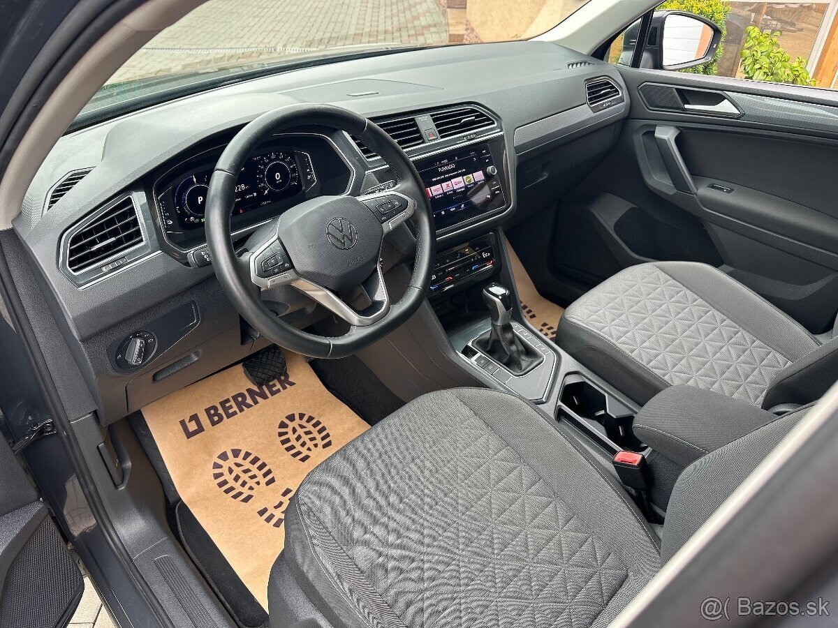 VW Tiguan 1.4 TSI 110kW + plug-in hybrid (180kW/245k) - 7