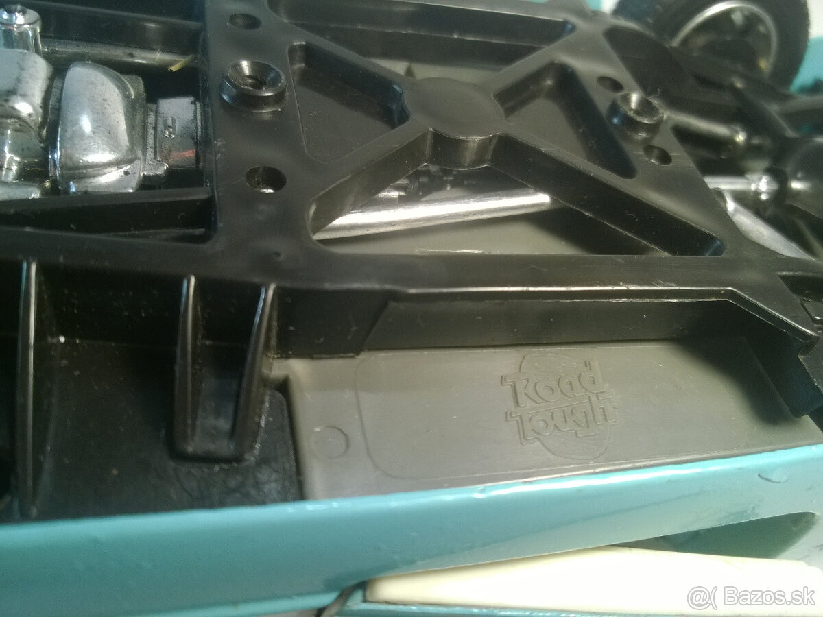 Chevrolet Corvette - 1957. 1:18 - 7