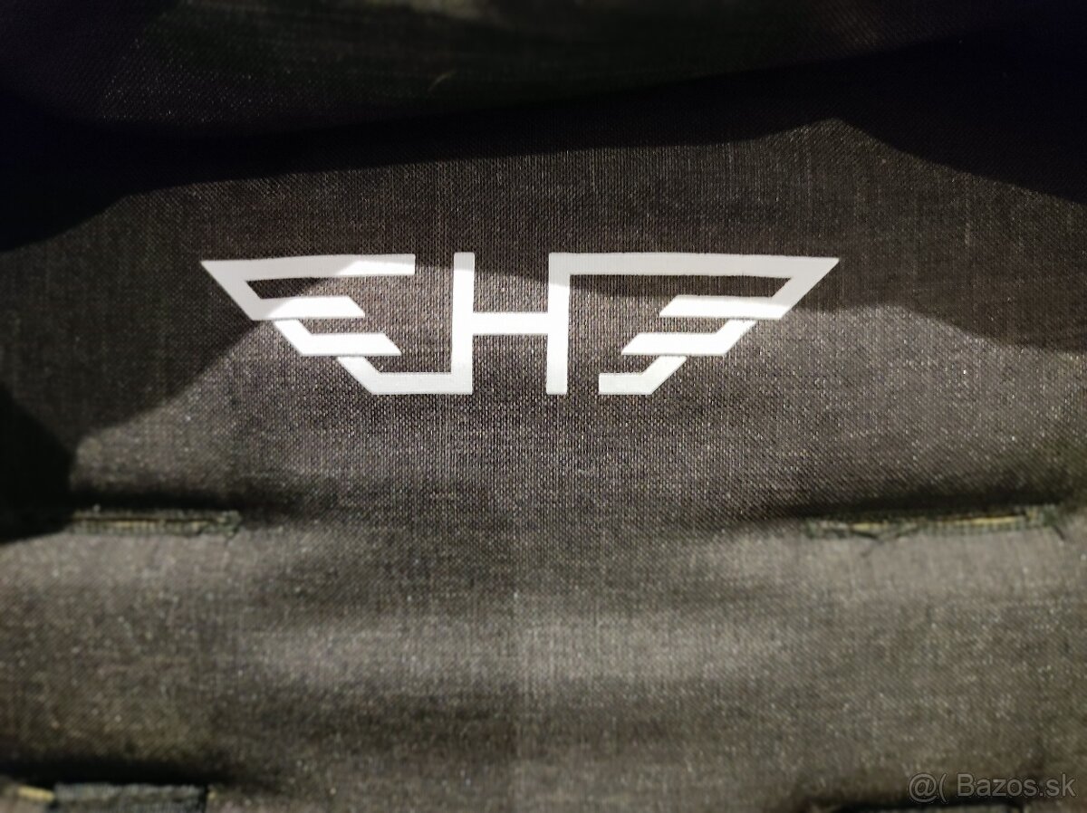 Hamilton by yoop R1 - 7