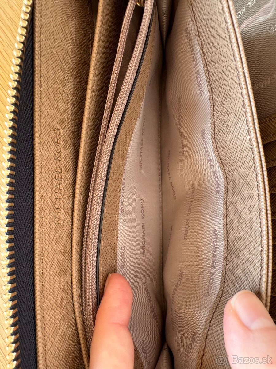 Michael Kors kožená peňaženka - 7