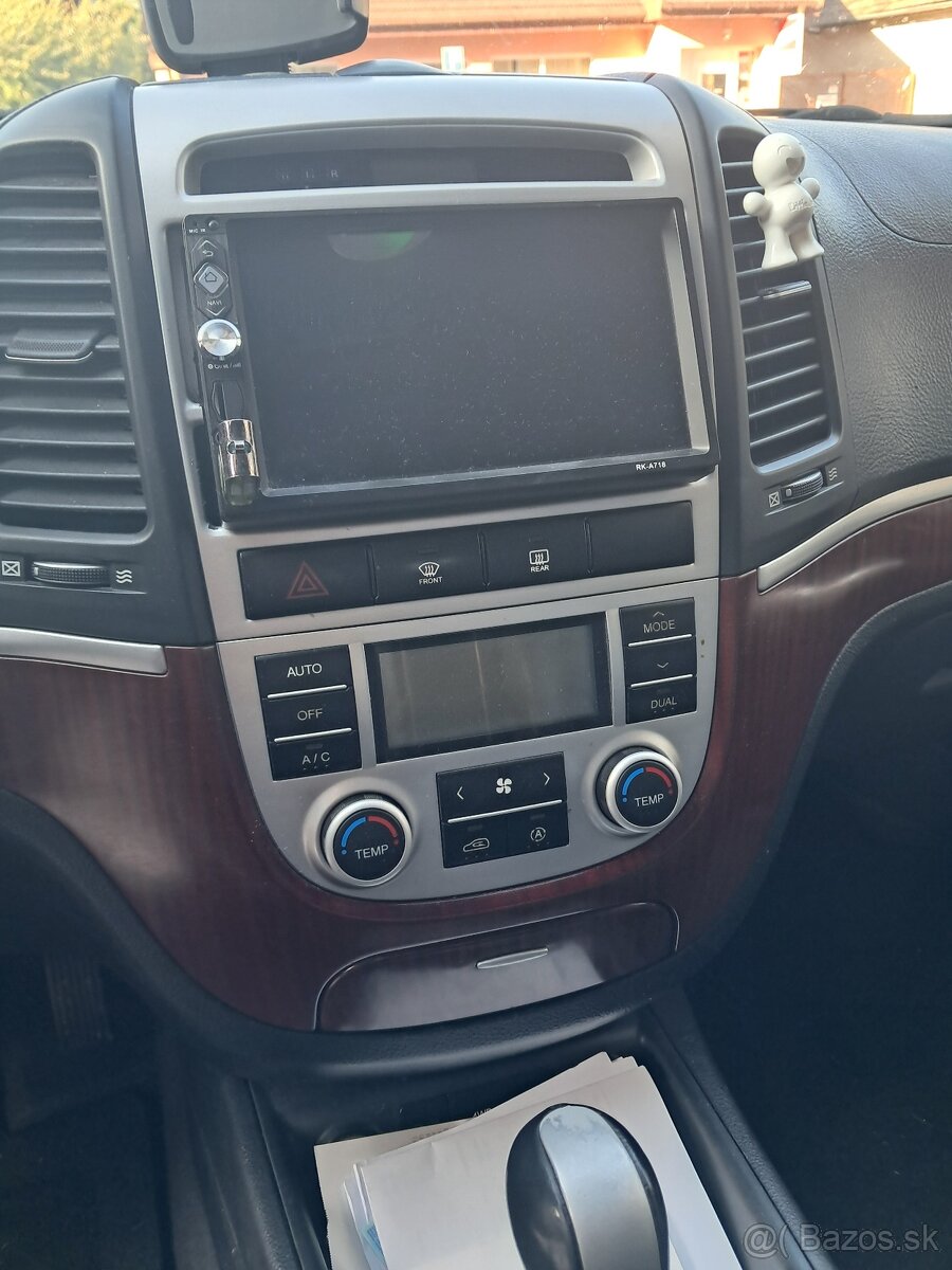 Predám Hyundai Santa Fe - 7