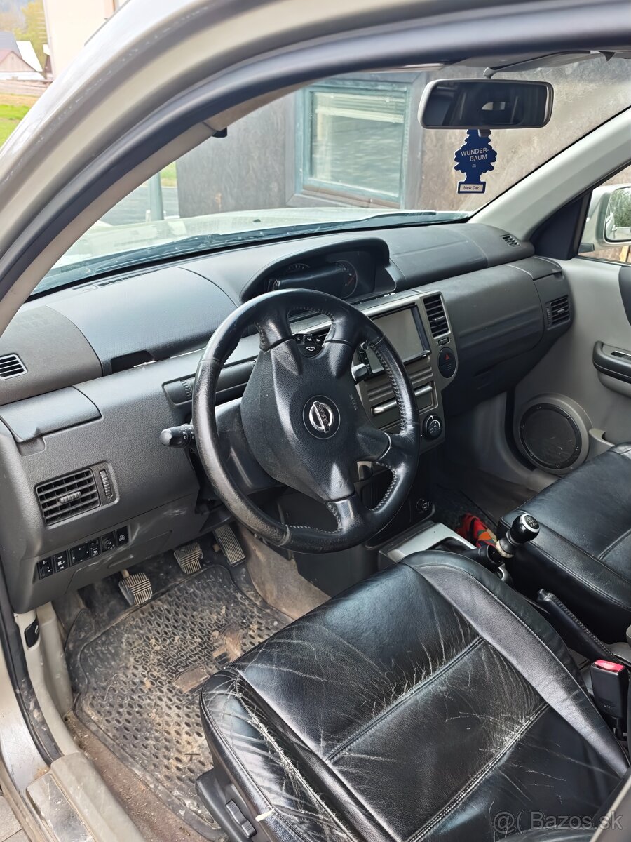 X-trail 2.2dci - 7