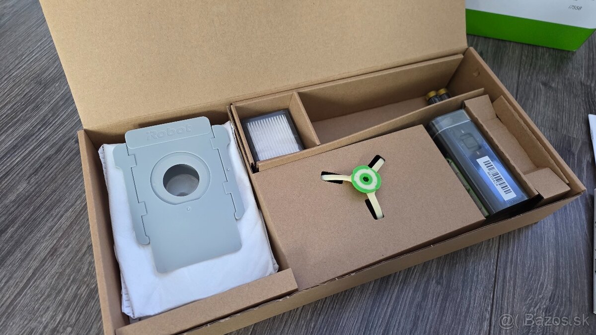 Predám robotický vysávač iRobot Roomba i7+ (i7558) - 7