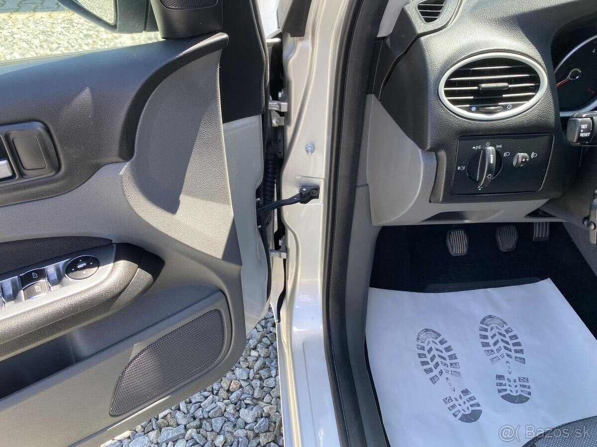 Ford Focus 1.6 TDCi 90PS KOMBI STK - 7