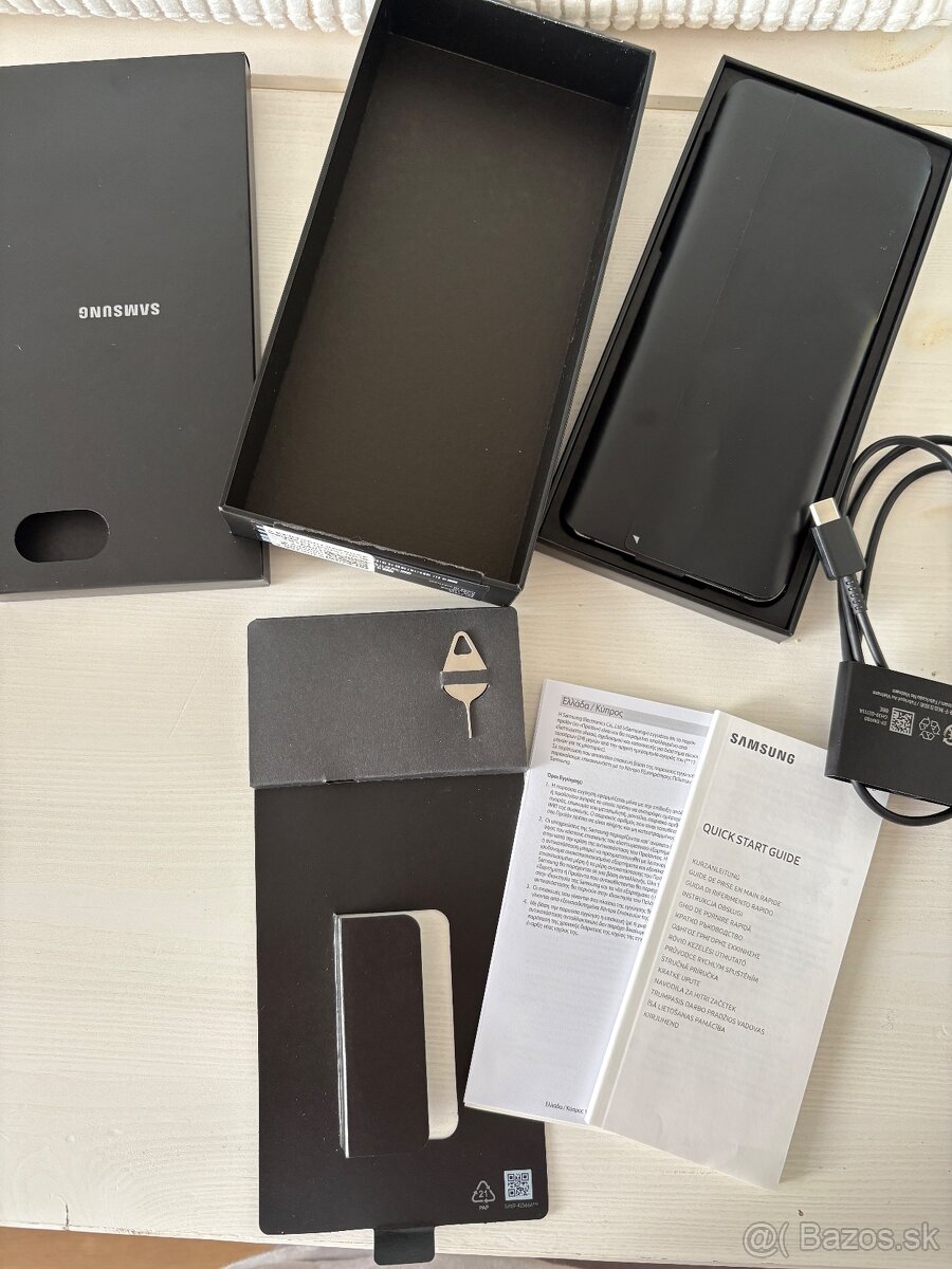 SAMSUNG GALAZY Z FLIP5 - 7