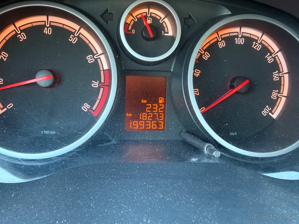 Opel Corsa 1.2 benzín, r. 2007 - 7