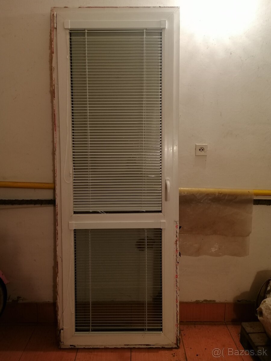 Predám plastové okná a balkónové dvere. - 7