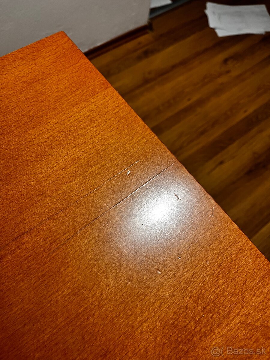 Jedálenský stôl - 7