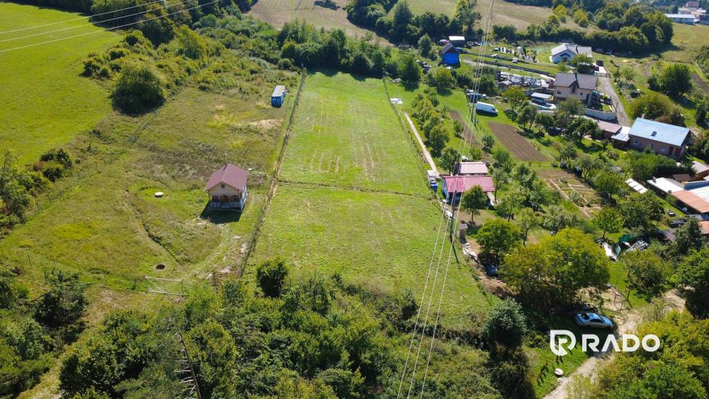 RADO | Na predaj pozemok v Hornej Breznici - 3626 m2 - 7