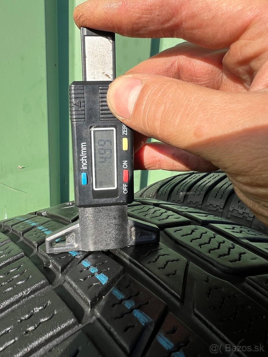 Zimné pneumatiky pirelli 215/55R16 - 7