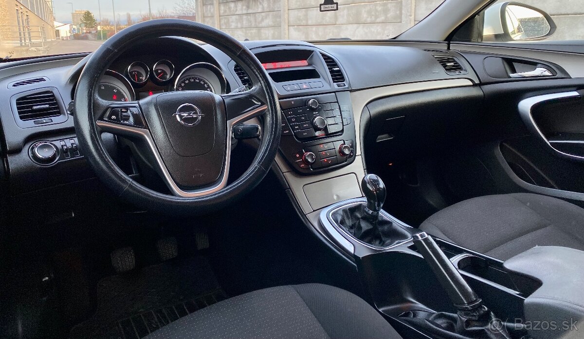 Predám Opel Insignia 2.0 CDTI. 81 KW R.v. 2013 Kup SR - 7
