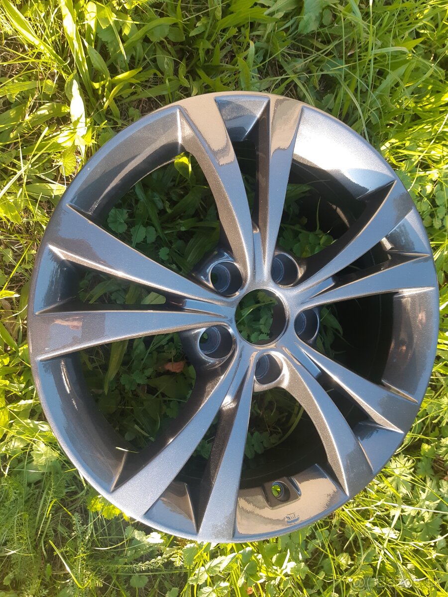 Predám disky po renovácii 5x110 r16 7j et 41 giulietta - 7