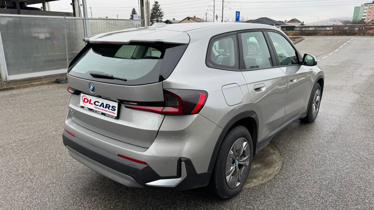 BMW iX1 30 xDrive - 7