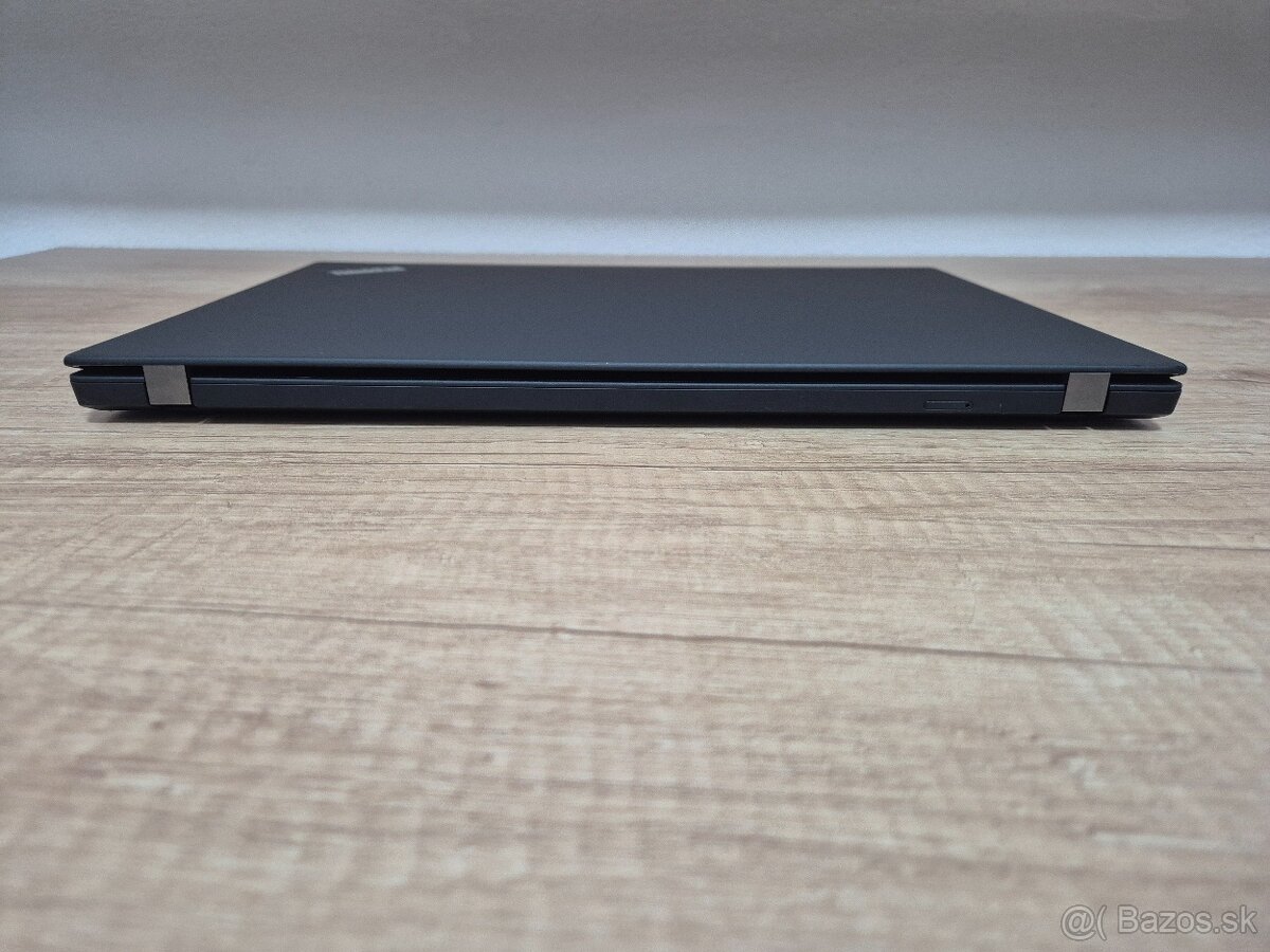 Thinkpad T495/Ryzen 7 Pro 3700U/16GB RAM/FHD IPS/512GB SSD - 7