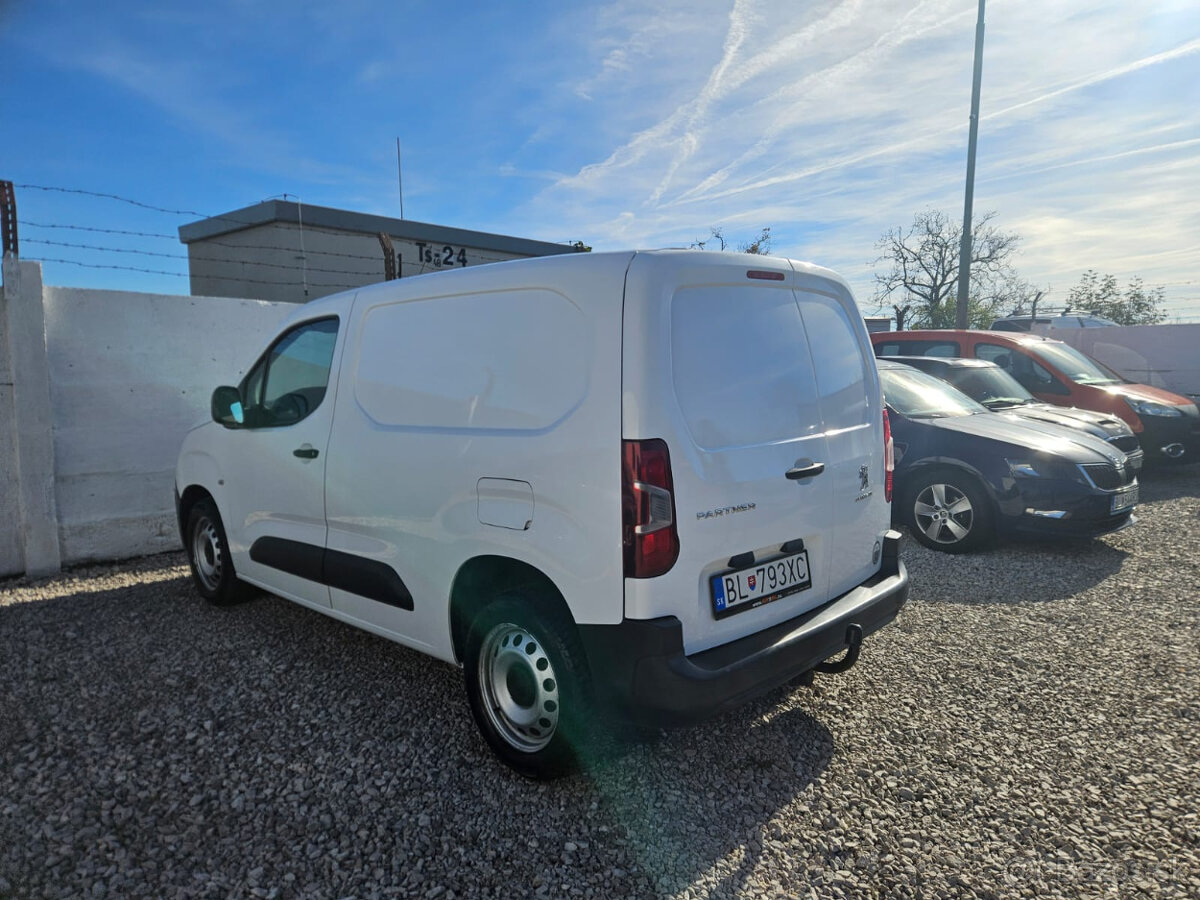 Peugeot Partner BlueHDI 100 (6 089 € bez DPH) - 7