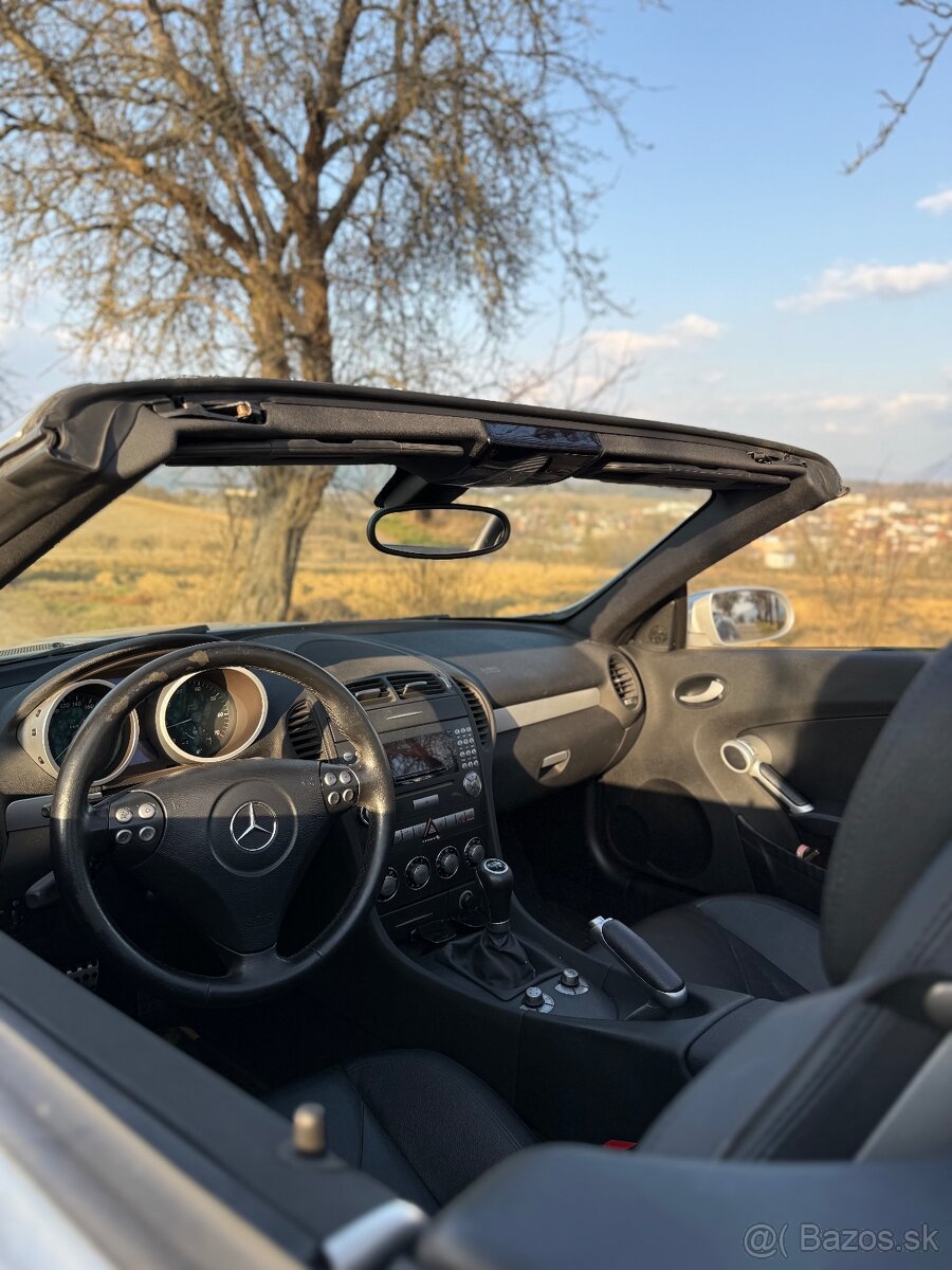 Mercedes- Benz SLK - 7