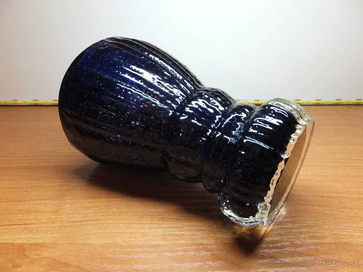 Zajímavá masivní těžká tmavě modrá váza nebo pohár. - 7