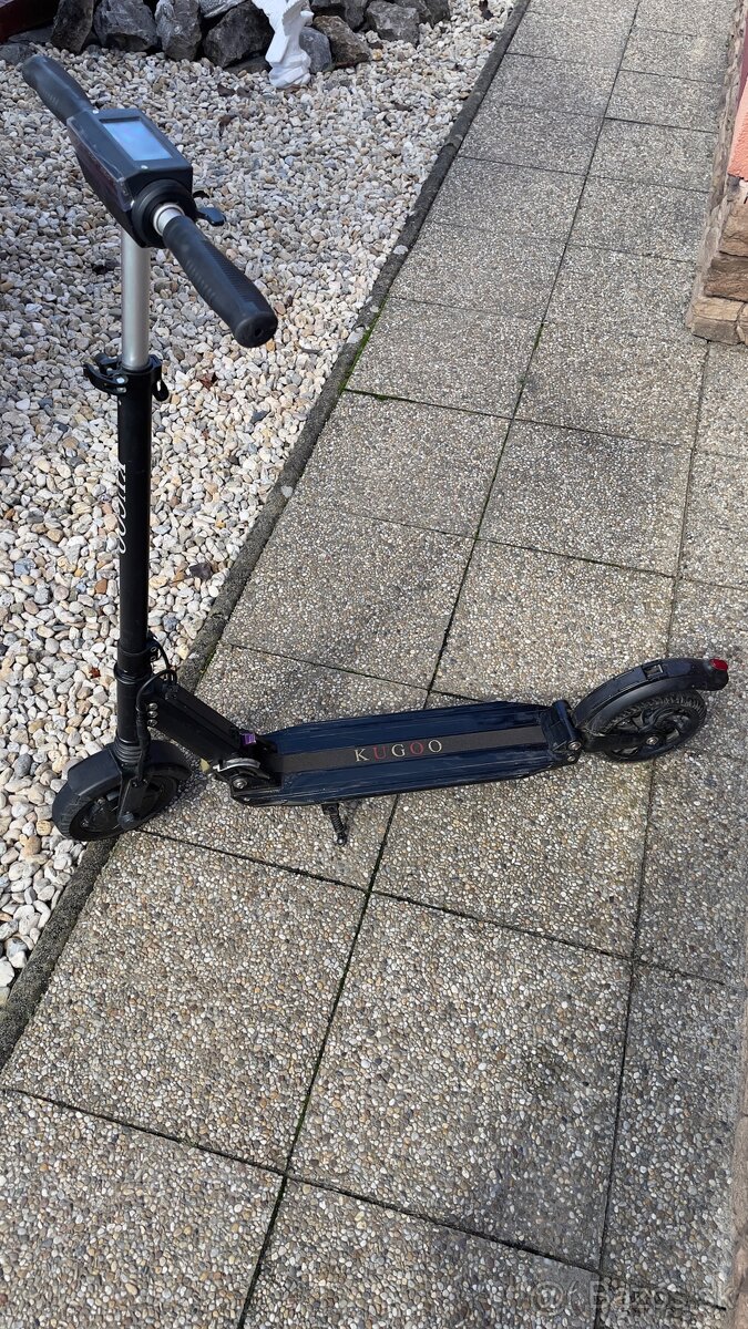 Elektrická kolobežka KUGO S3 - 7