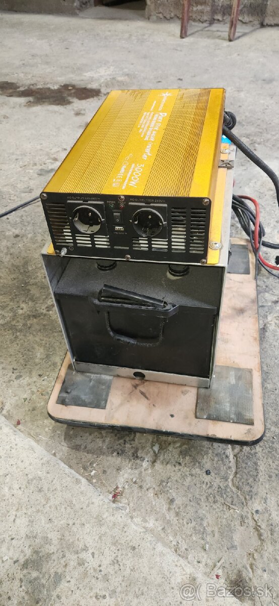 Menic napätia Karavan/Pojazdná Dielna - 7