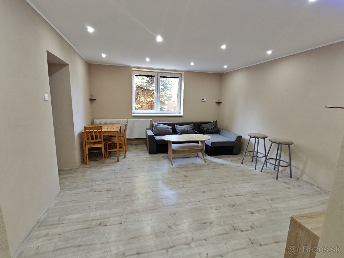 Na predaj rodinný dom Želiezovce, časť Mikula - 7
