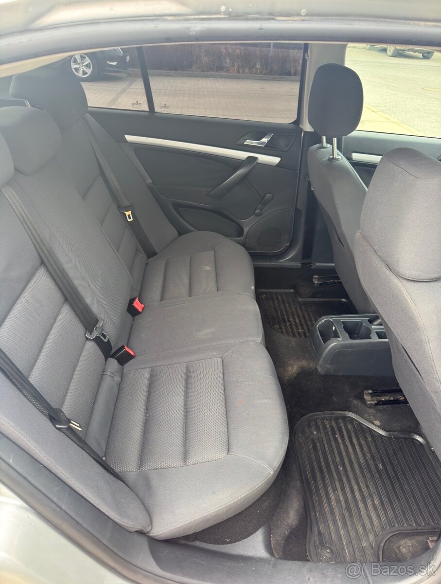 Škoda Octavia 2 1.9tdi - 7