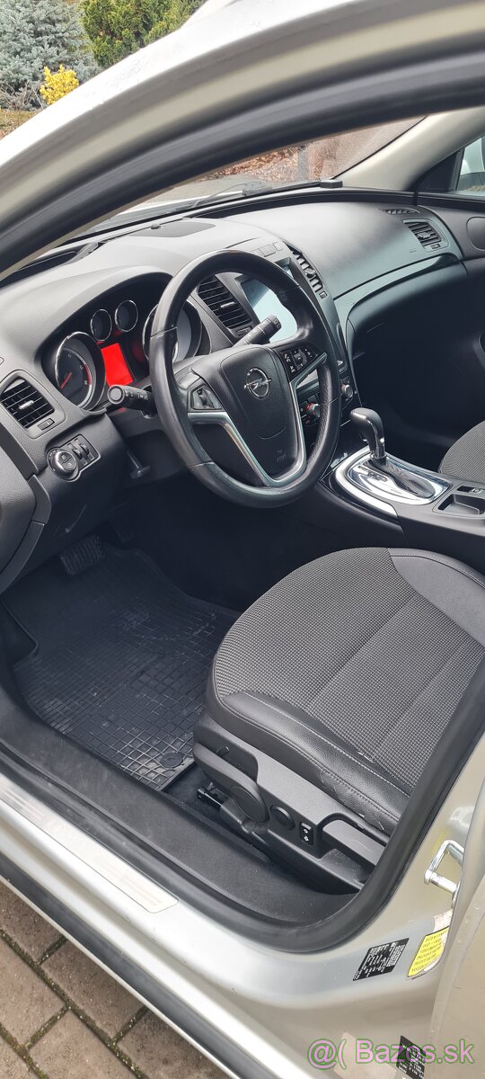 Opel Insignia ST combi 2010", automat - 7