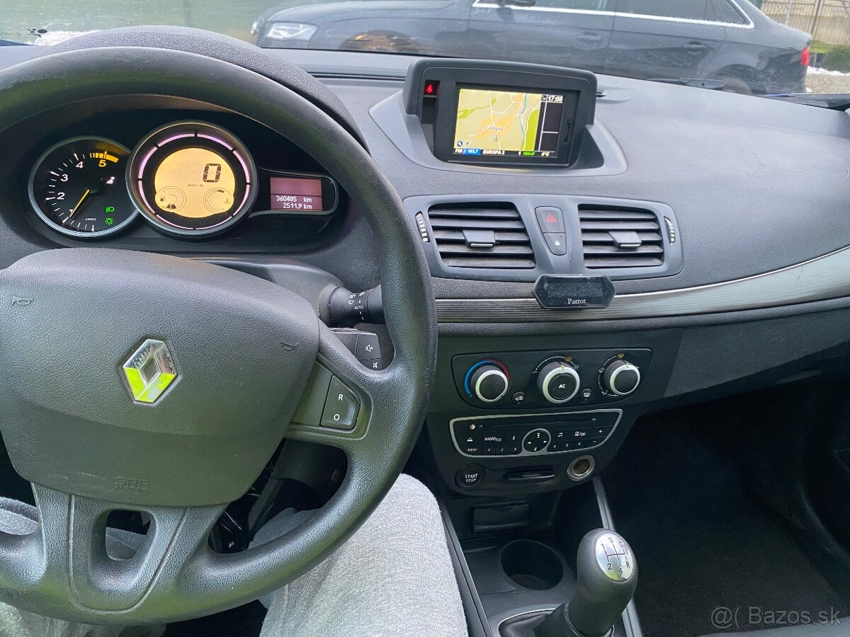 Renault megan III grandtour - 7
