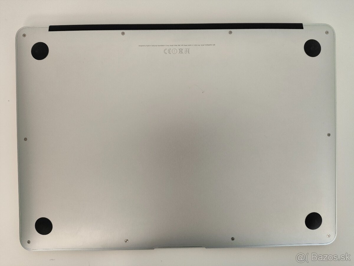 MacBook Air 2017 | i5 • 8GB • 128GB SSD - 7