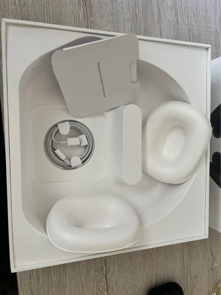 Replika Apple Airpods Max - 7