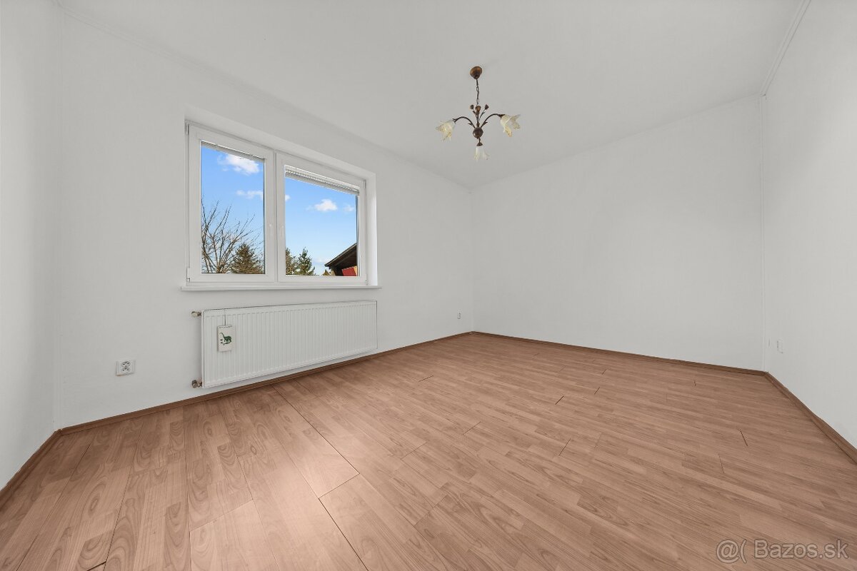 4-IZBOVÝ RODINNÝ DOM S GARÁŽOU, ZIMNOU ZÁHRADOU A PIVNICOU - 7