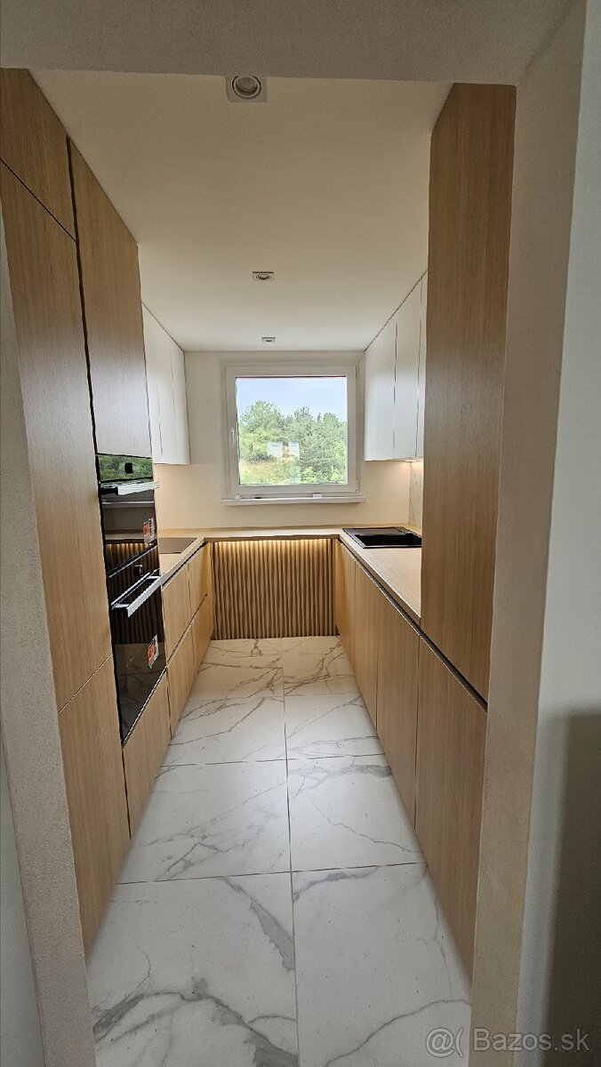 Nábytok na mieru - 7