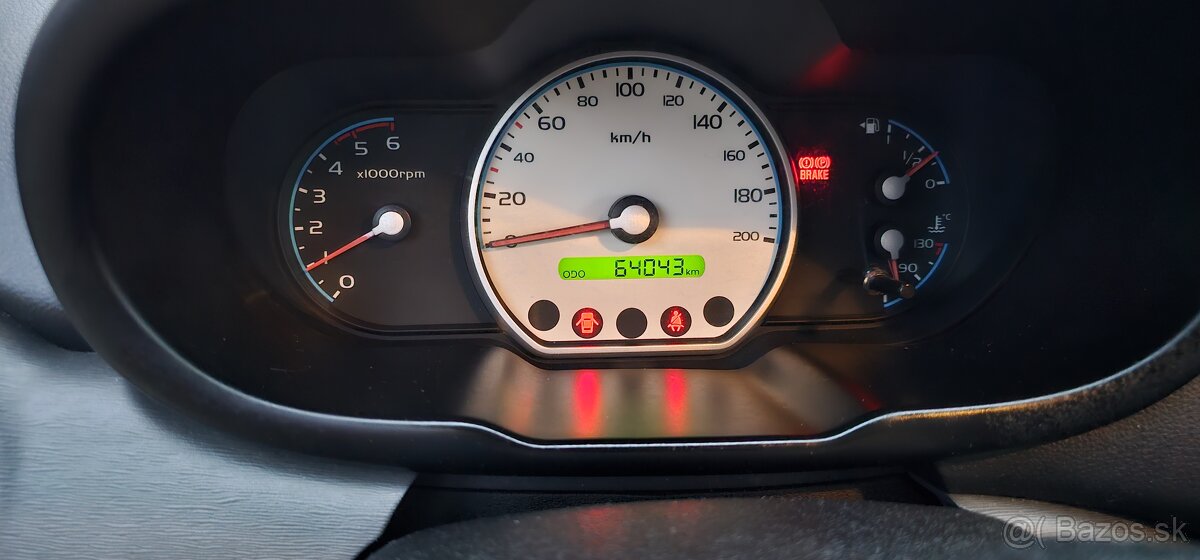 Hyundai i10 crdi - 7